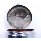 Klassischer Metall-Tretmülleimer