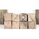 Kleine Kanthölzer aus altem Buchenholz