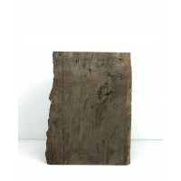 Historischer Pressbalken mit markanter Verwachsung