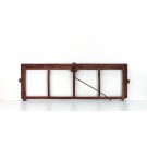 Ein Paar alte Fenster mit separatem Oberlicht