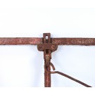 Ein Paar alte Fenster mit separatem Oberlicht