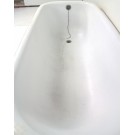 Alte emaillerte Badewanne aus Gusseisen