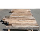 Alte Fachwerkständer aus historischem Eichenholz