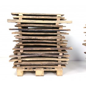 Palette mit gespaltenen Brettern Nr. 1