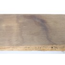 Quadratisch-praktisches Brett aus Altholz