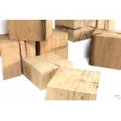 Klötze aus Altholz gesägt