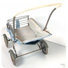 Alter Puppenwagen
