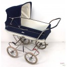 Alter Kinderwagen, Marke »Streng«