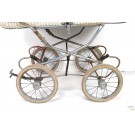 Alter Kinderwagen, Marke »Streng«