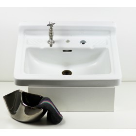 Gebrauchtes Keramik-Waschbecken Nr. 4